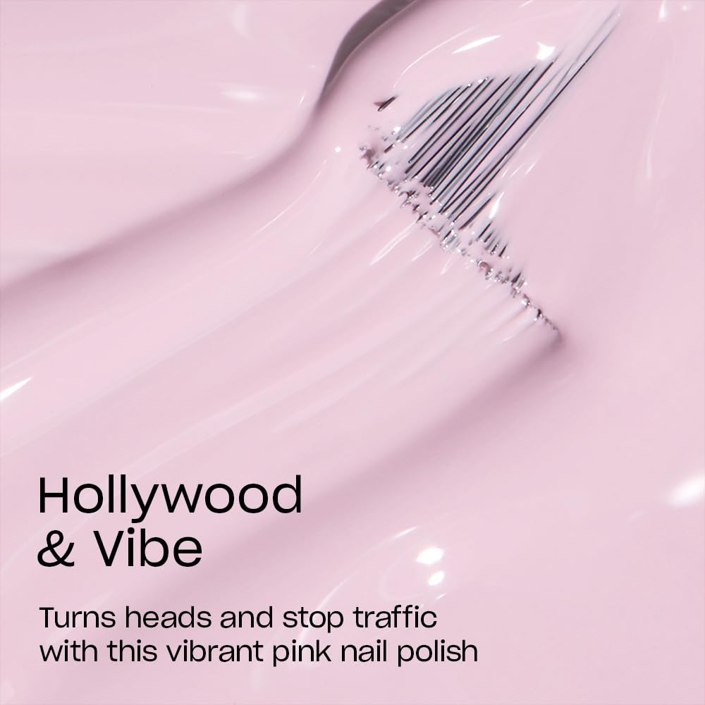 OPI Hollywood & Vibe con brocha de ancho profesional para cobertura uniforme.