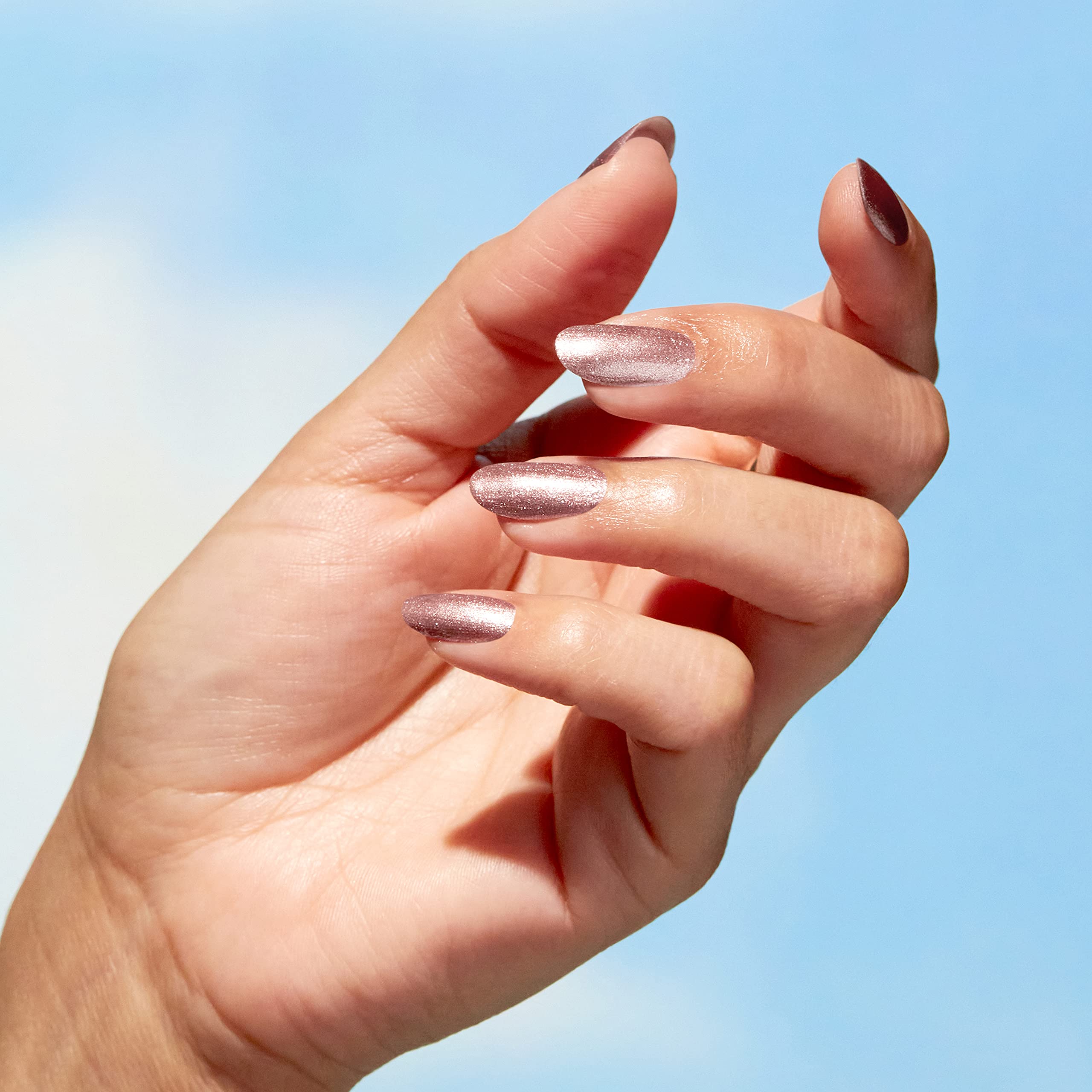 OPI Nature Strong Intenciones Rosa Oro, pigmentación rica para cobertura total