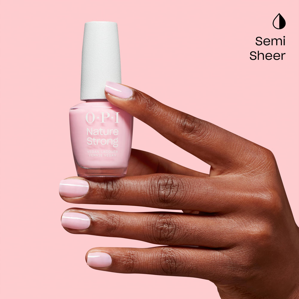 OPI Nature Strong libre de crueldad y sin ingredientes animales.
