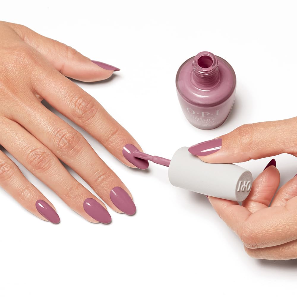 OPI Nature Strong Simply Radishing: producto vegano y libre de crueldad.