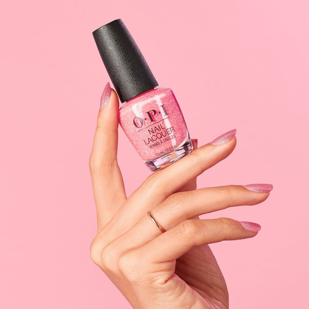 OPI Pixel Dust, aplicación suave con pincel ancho para cobertura uniforme.