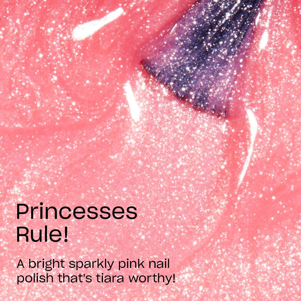 OPI Princesses Rule! aplicación con brocha ancha para cobertura suave.