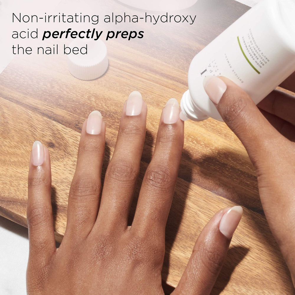 OPI ProSpa crema exfoliante con manteca de cupuaçu, restaura humedad y suaviza piel alrededor.