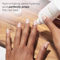 OPI ProSpa crema exfoliante con manteca de cupuaçu, restaura humedad y suaviza piel alrededor.