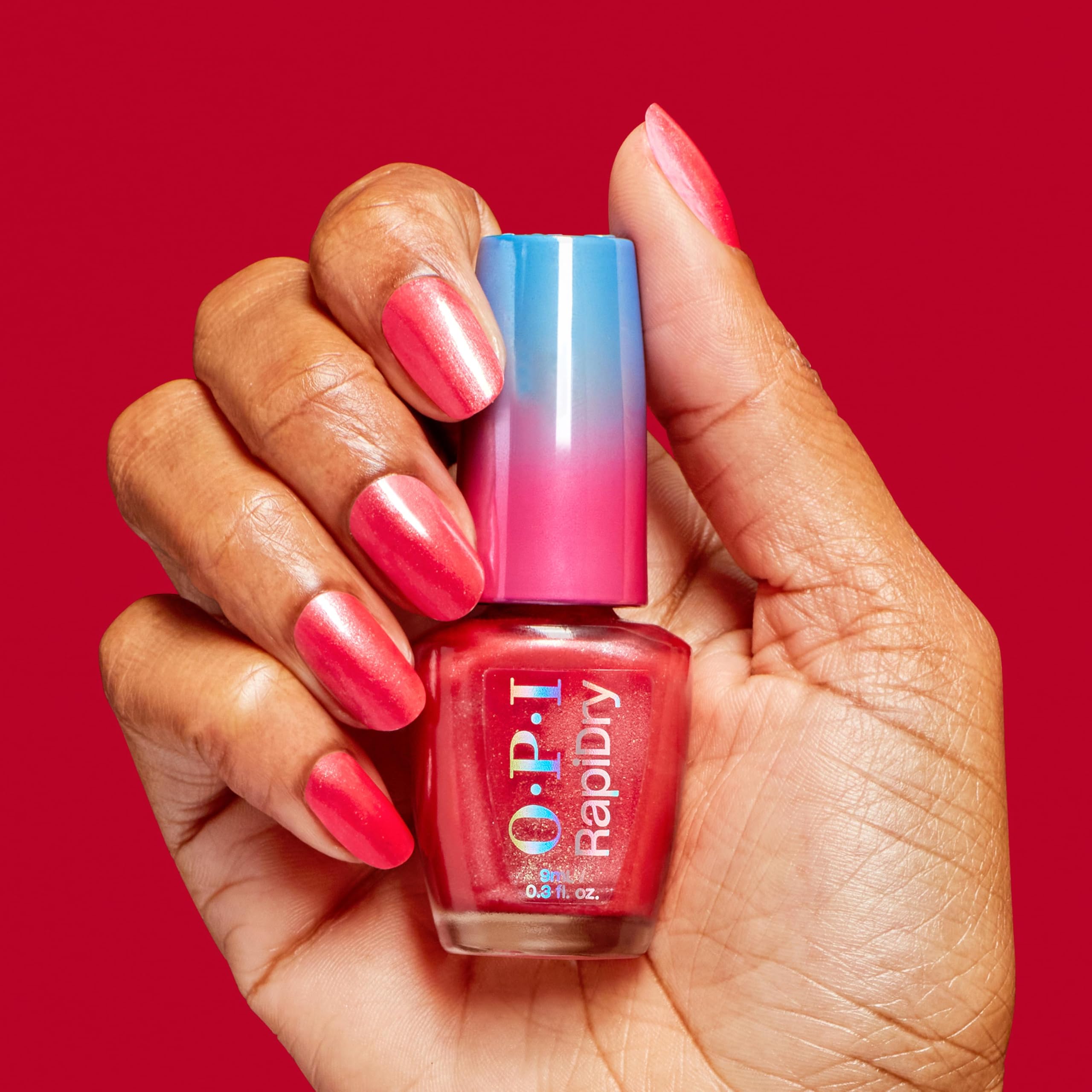 OPI RapiDry Fuego, dos capas para un acabado opaco y brillante.