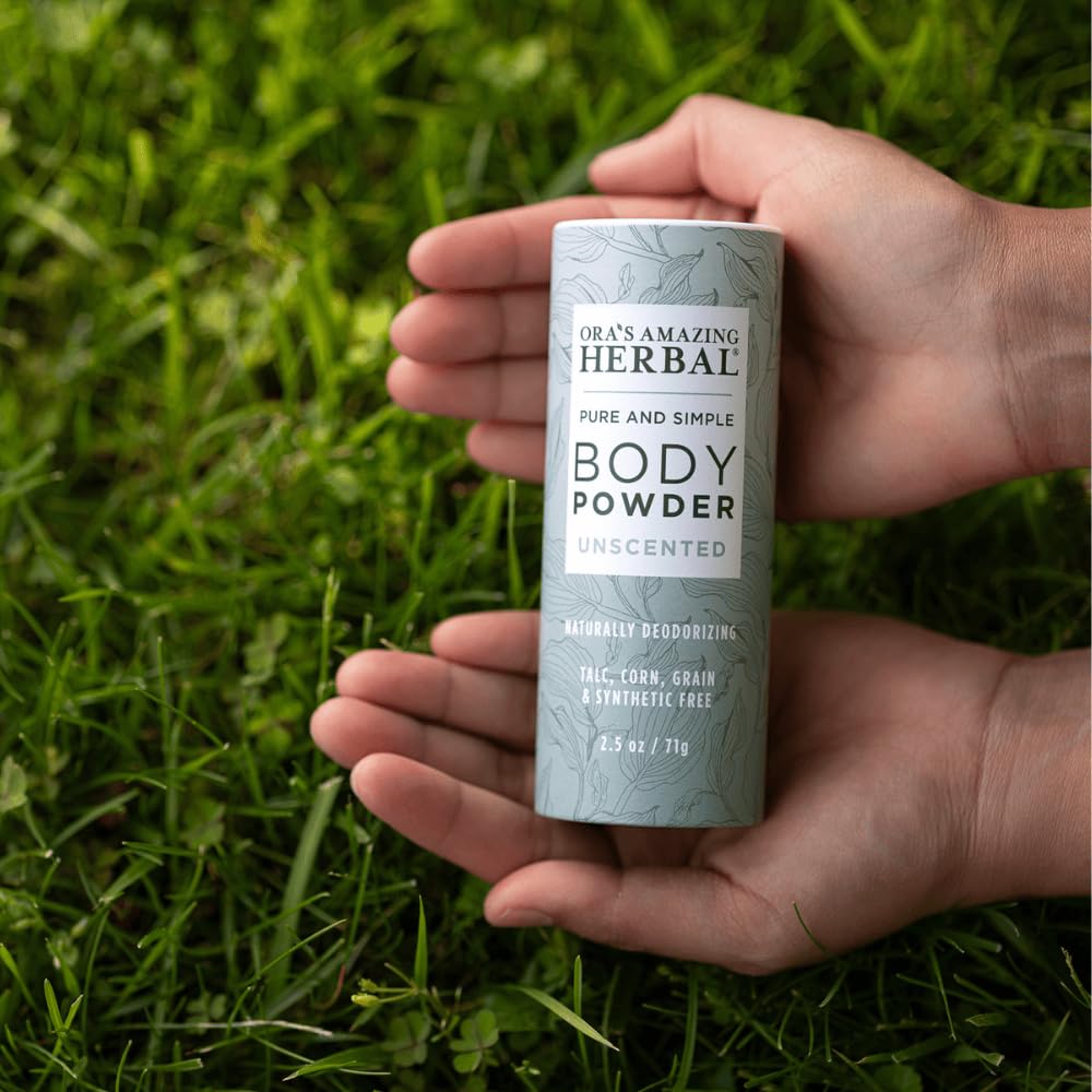 Polvo para pies de Ora's Amazing Herbal, mayor comodidad diaria.