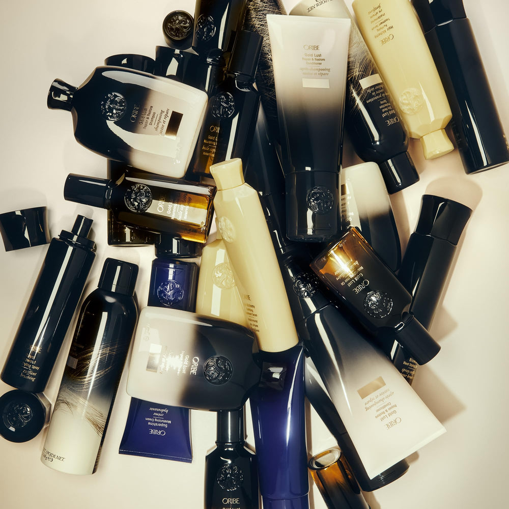 Oribe Gold Lust glossy hair finish after wash showing shine and frizz control