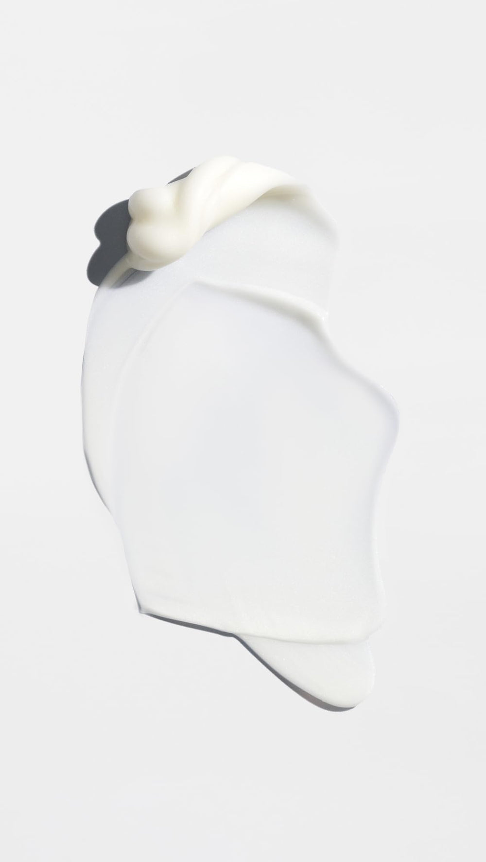 Oribe Supershine cream-texture-closeup reveals silky consistency.