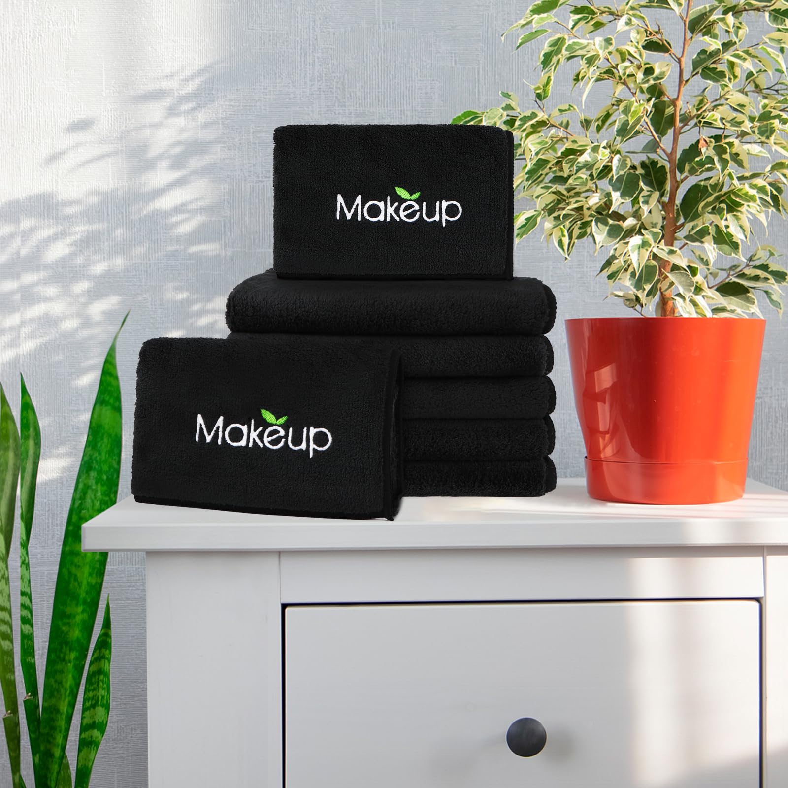 Orighty coral fleece cleansing cloth offers plush texture for refreshing cleanse.