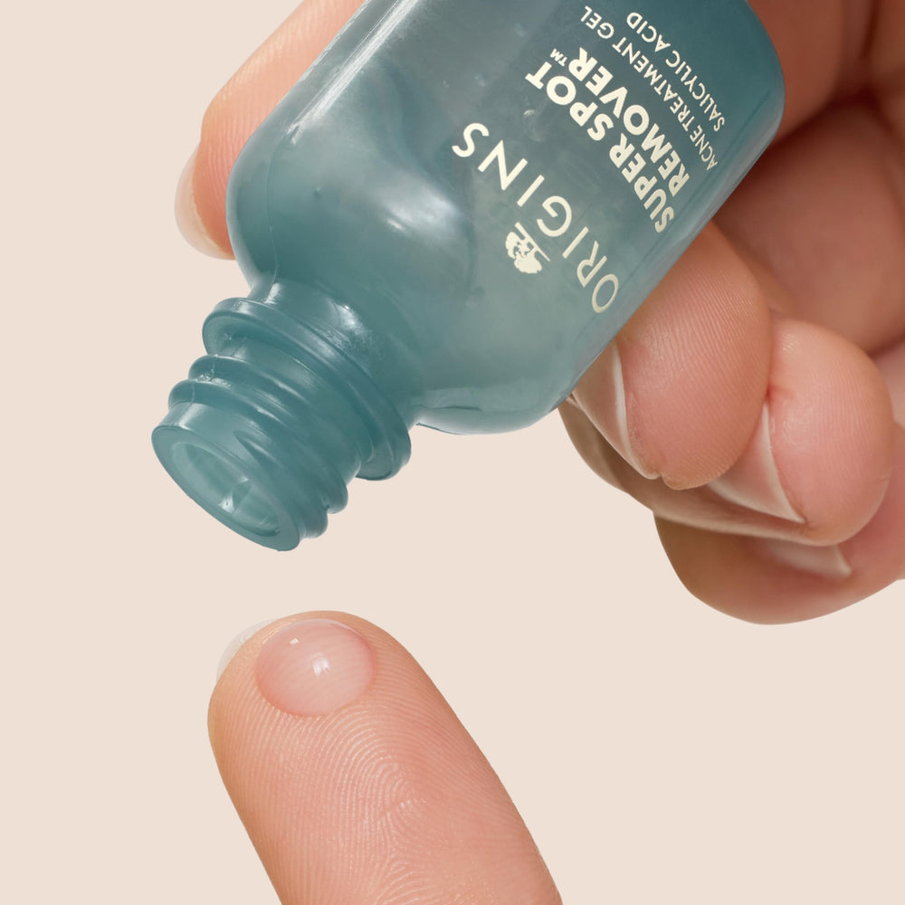Origins Super Spot Tratamiento: textura gel suave que se absorbe rápido.