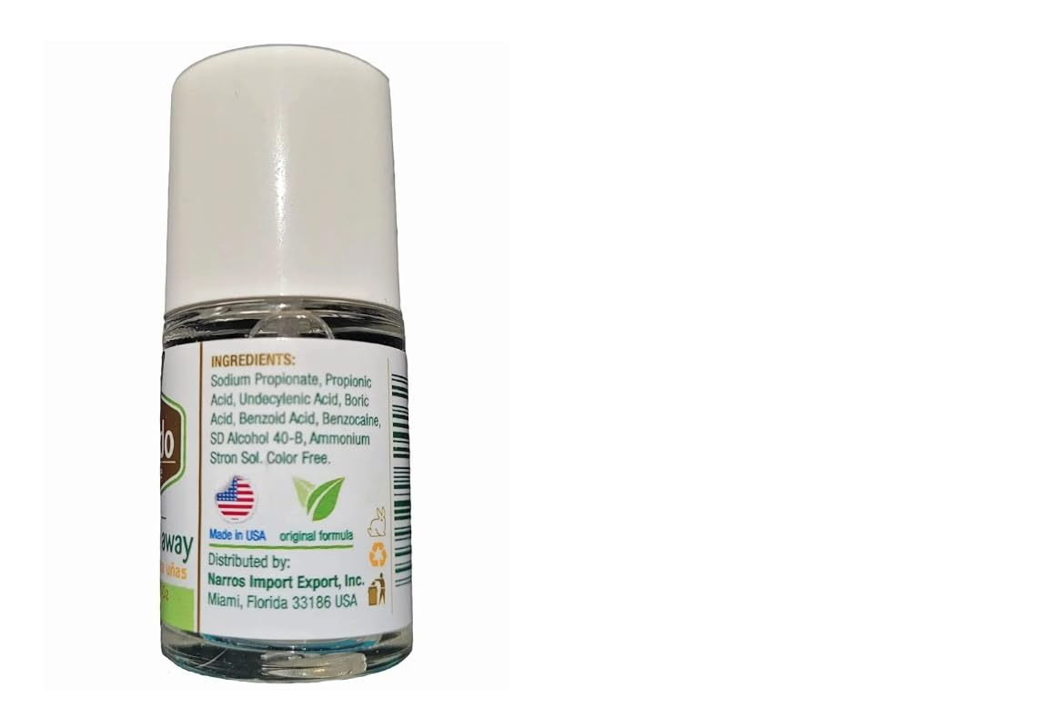 Oriundo Natural Life close-up suggests potential nail health improvement.