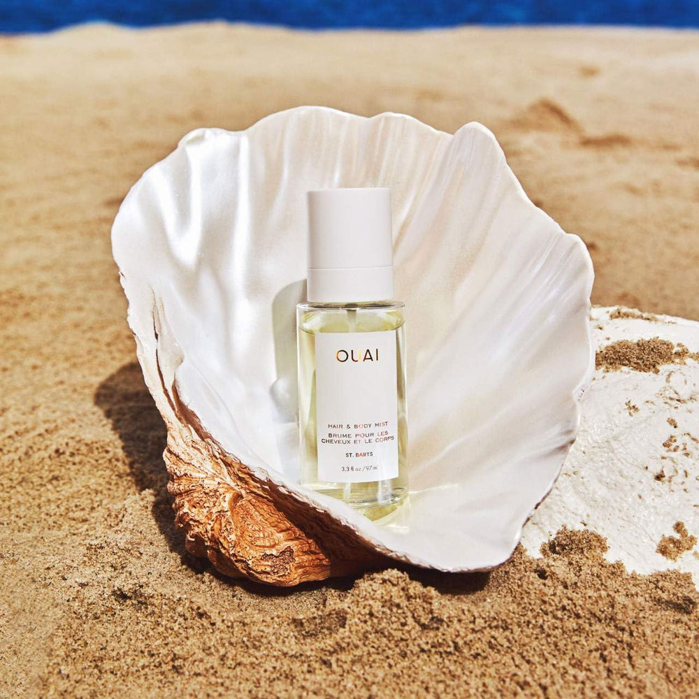OUAI St. Barts mist spray in action highlights easy daily refresh.