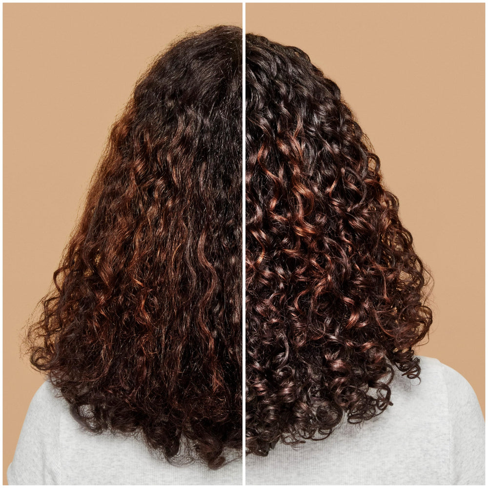 Ouidad Anti-Frizz Nano Technology label highlights humidity resistance for frizz-free curls.