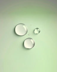 Label close-up shows clean, silicone-free formula from Ouidad.