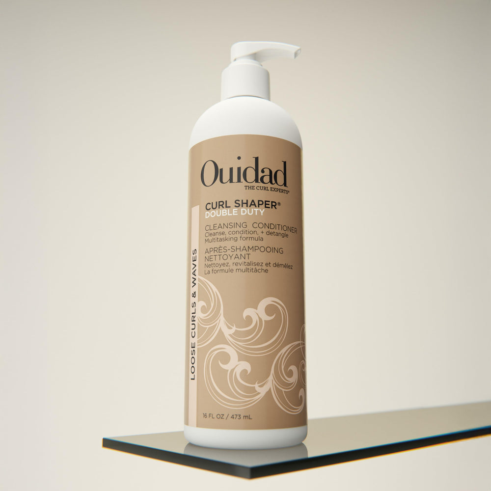 Ouidad Curl Shaper detangling action on curls