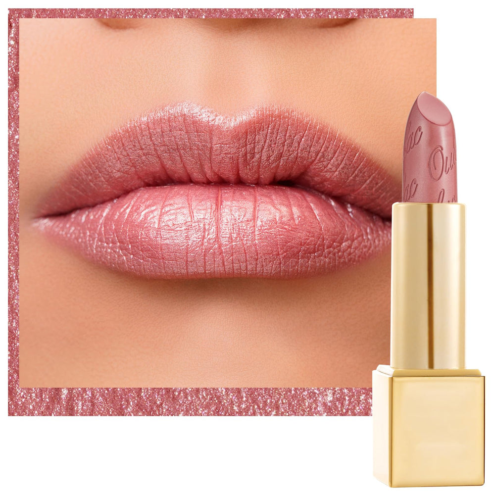 Barra de labios Oulac Rosa Claro con brillo 3D para un acabado elegante.
