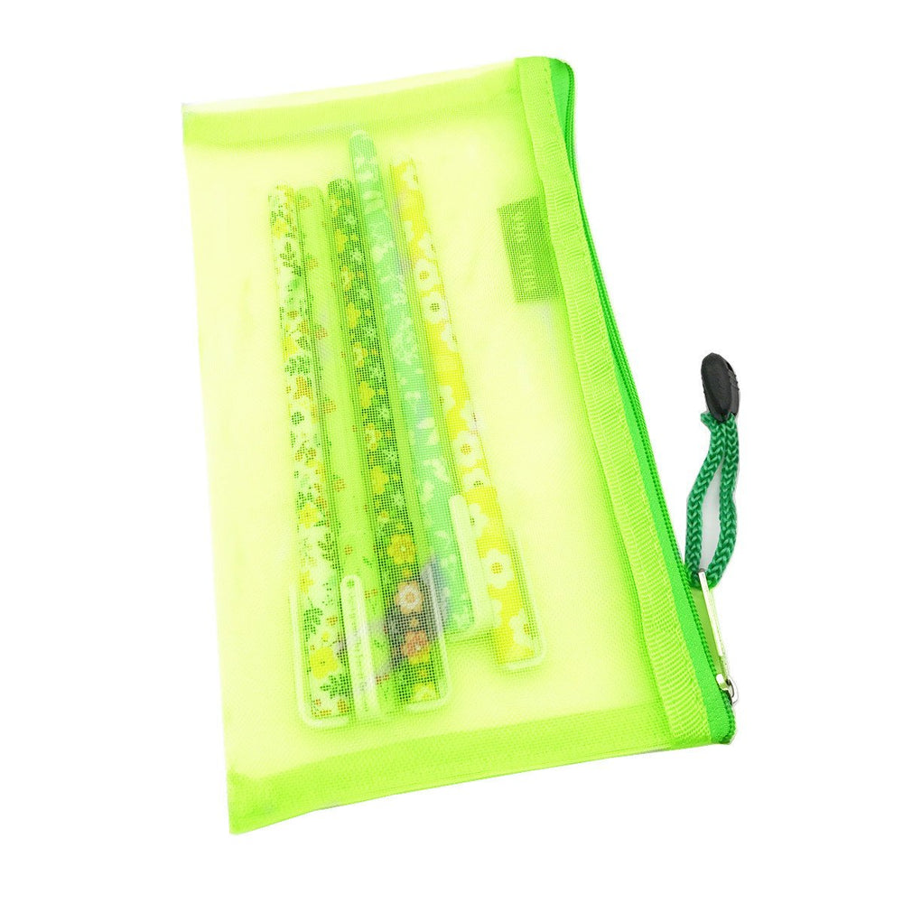 Outman bag size 7.5 by 4.5 inches fits compact packing.