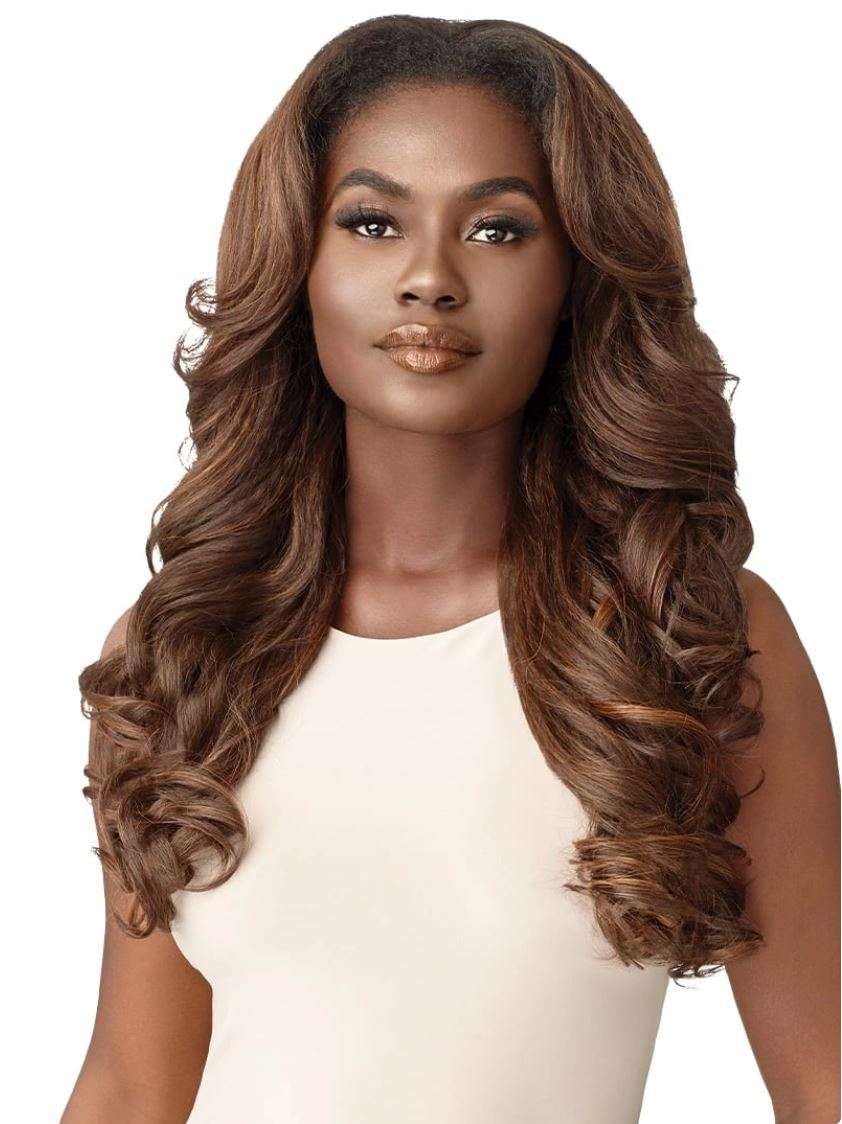 Outre NEESHA H304 on model in 1B Off Black for a natural everyday look