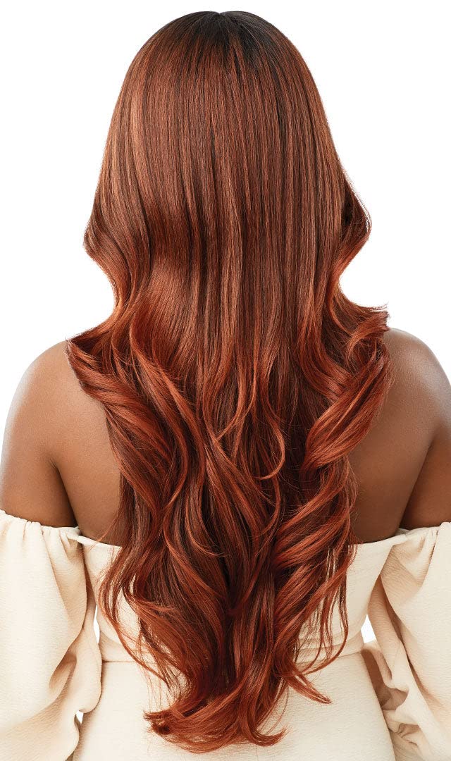 Outre SERAPHINE natural baby hairs along the hairline for realism.