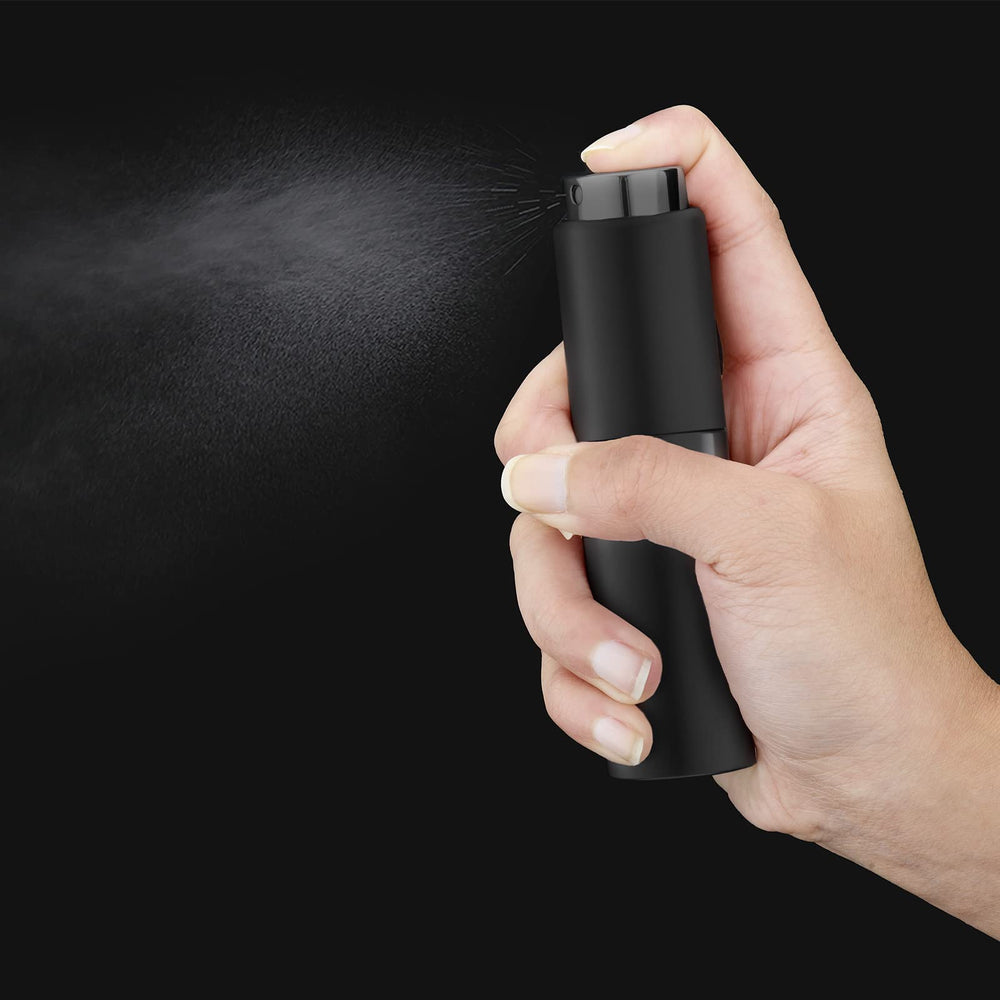 Owlyee aluminum shell close-up shows durable, leak-proof construction