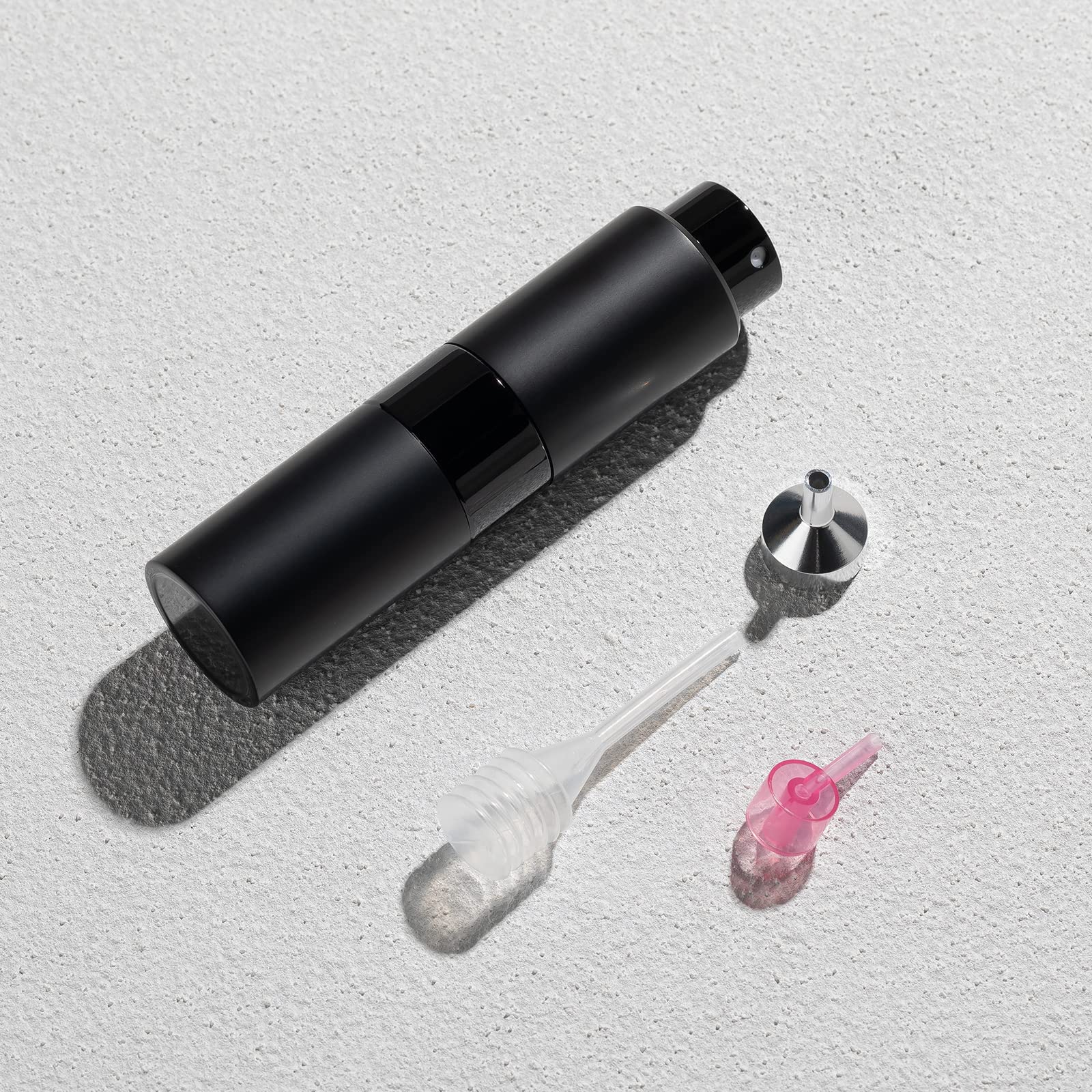 Owlyee nozzle and glass inner tube deliver fine, even mist