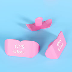 Cubre labios UV OYS GLOW durante bronceado en cabina