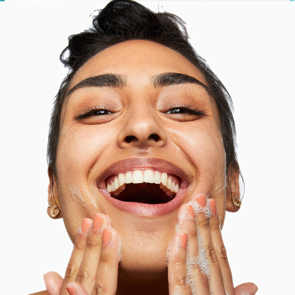 Pacifica limpiador facial completo: aroma a coco fresco para bienestar diario