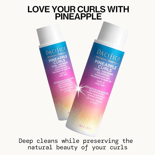 Pacifika Pineapple Curls acondicionador en botella: desliz suave y desenredo sin frizz.