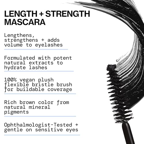 Aplicador pluma vegano de Stellar Gaze Mascara para una aplicación suave y uniforme.