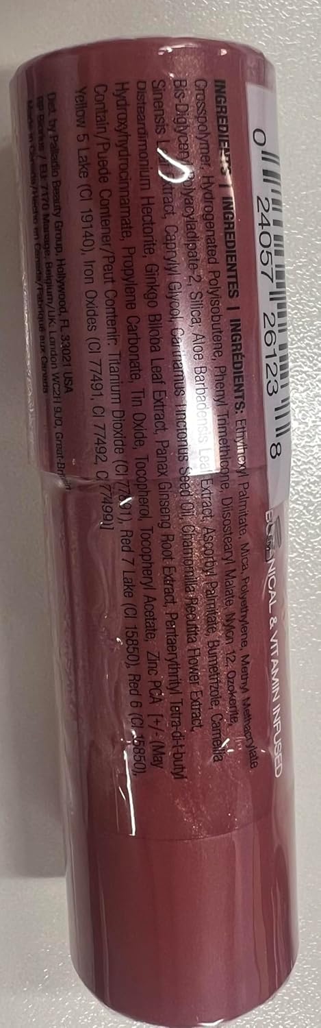 Palladio I'm Blushing: brillo perlado que realza rasgos con color suave.