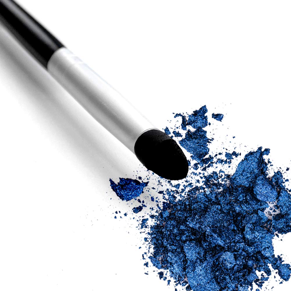 Palladio Smudge Brush dense bristles for even color payoff and seamless transitions.
