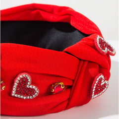 Diadema Palotay joyas brillantes doradas, añade brillo glamuroso al conjunto.