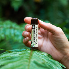 Panama Jack naranja crema, bálsamo SPF45 con hidratación suave.
