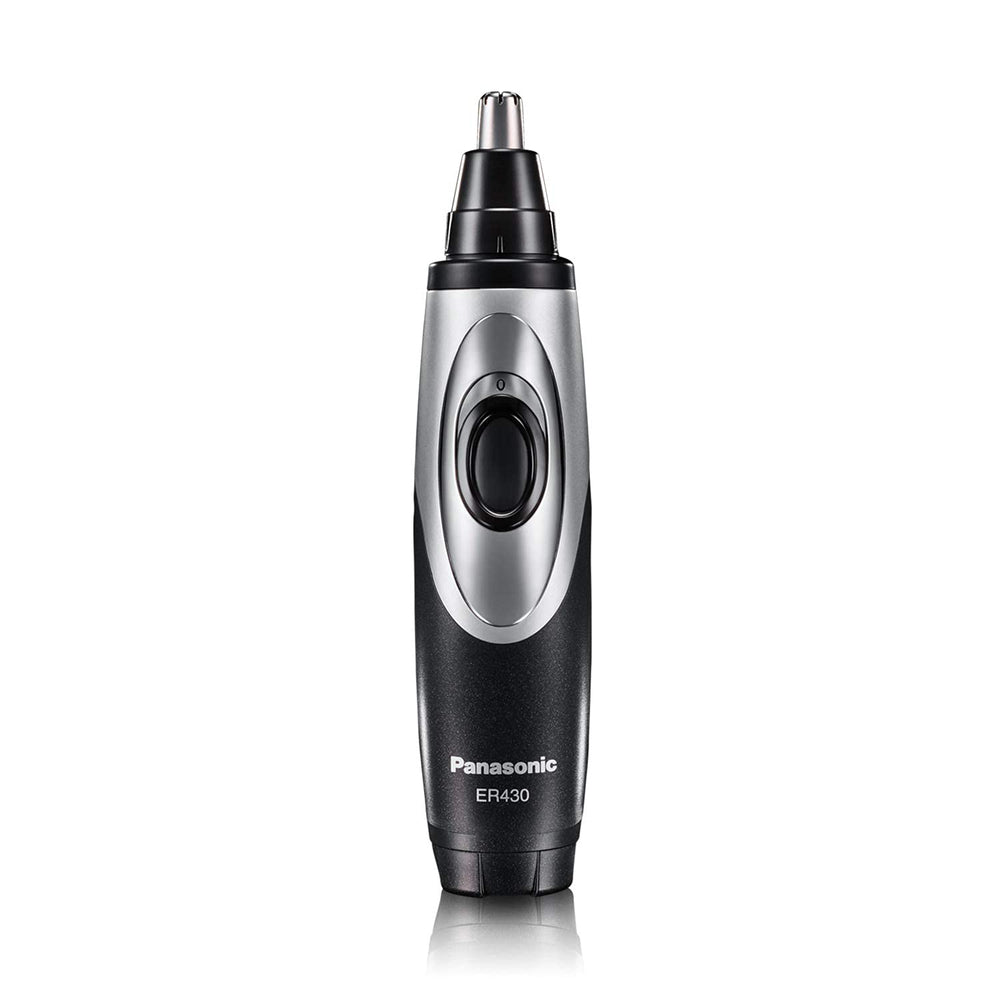 Panasonic ER430K vacuum system captures trimmed hairs for a cleaner grooming session.
