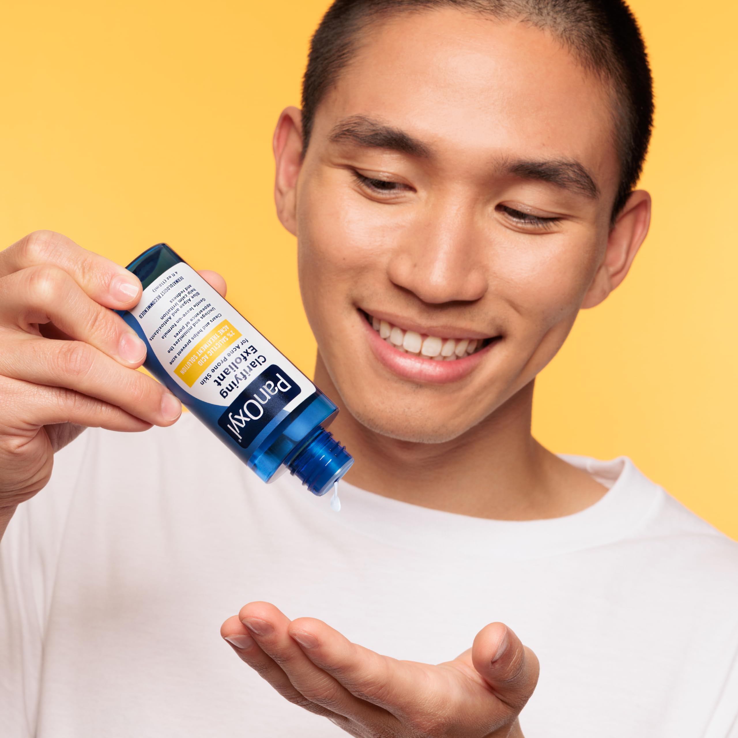 PanOxyl, fórmula suave, para piel grasa y sensible que busca control de brillo.