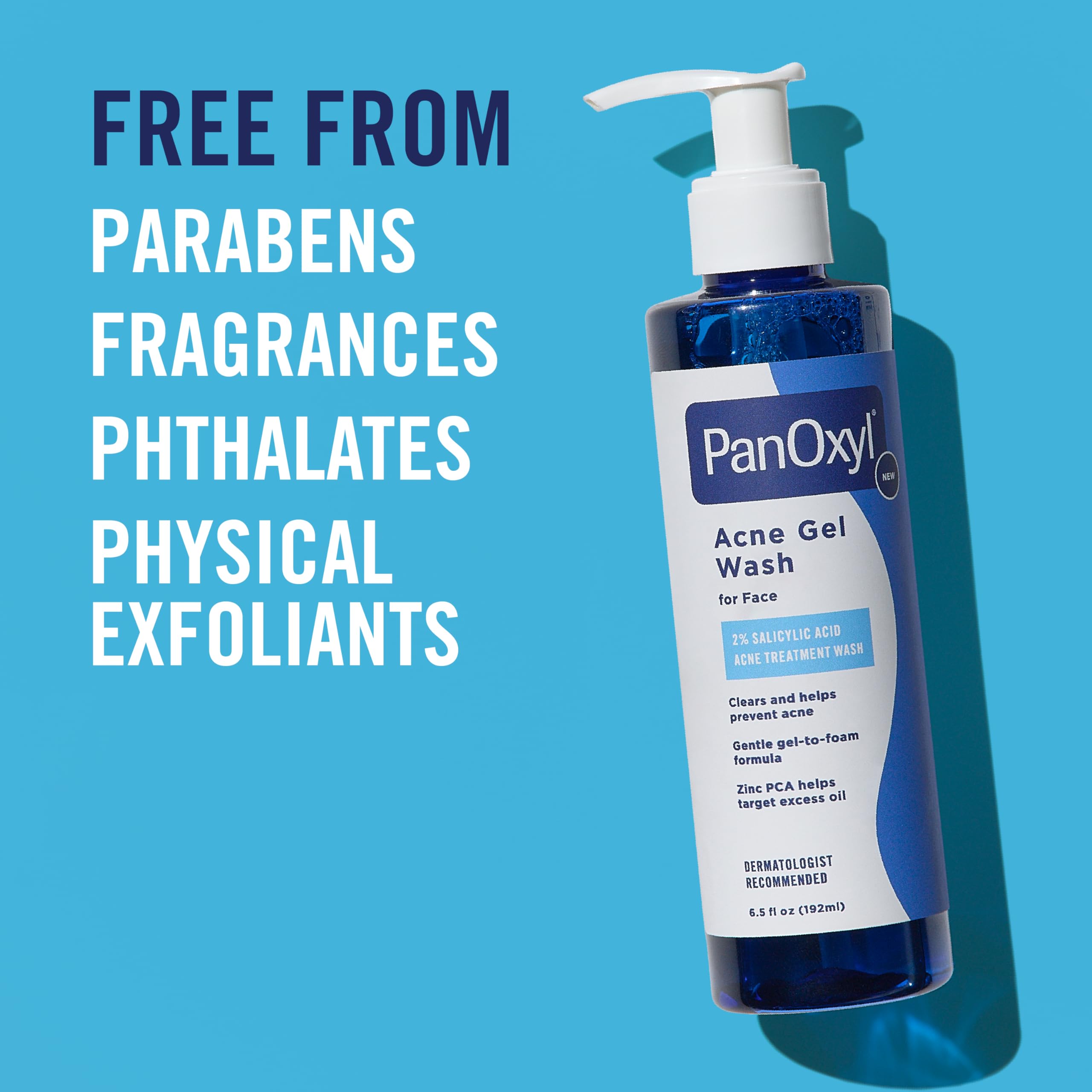PanOxyl muestra espuma suave que limpia poros y reduce impurezas.