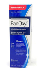 PanOxyl: botella de lavado espumoso antiacné, limpia poros y controla la grasa.