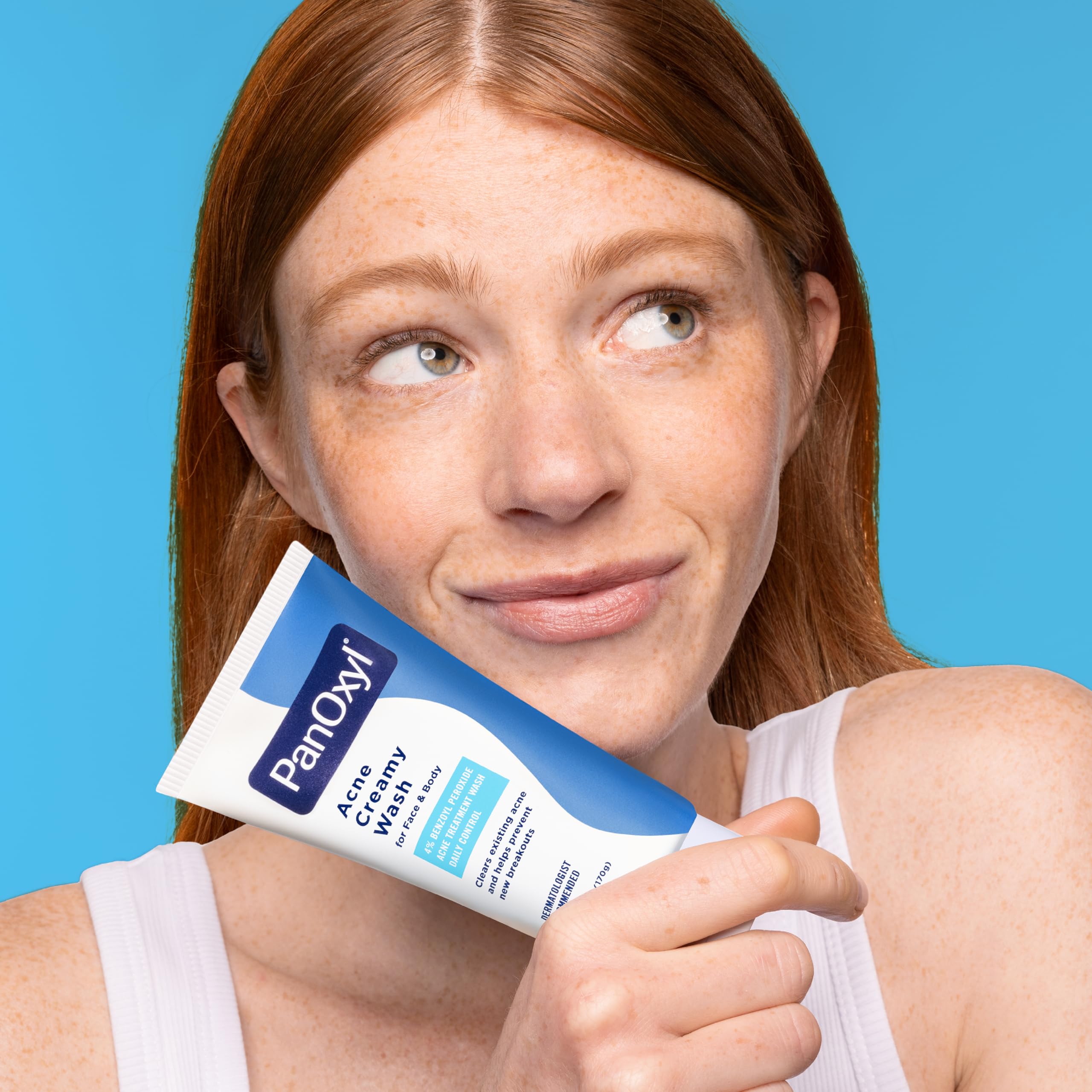 PanOxyl: poros limpiados con una limpieza profunda diaria.