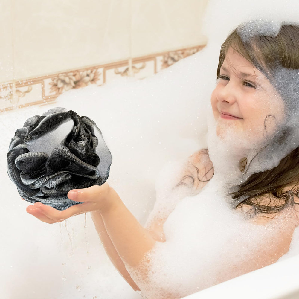 Panxxsen travel-friendly loofah set fits compactly for on-the-go bathing.