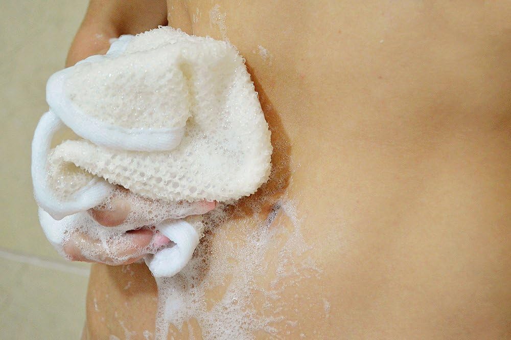 PARADISO Evriholder soft terrycloth side cleanses and moisturizes.