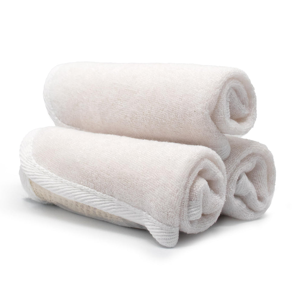 PARADISO Evriholder soft-weave face cloth for gentle exfoliation and cleansing.