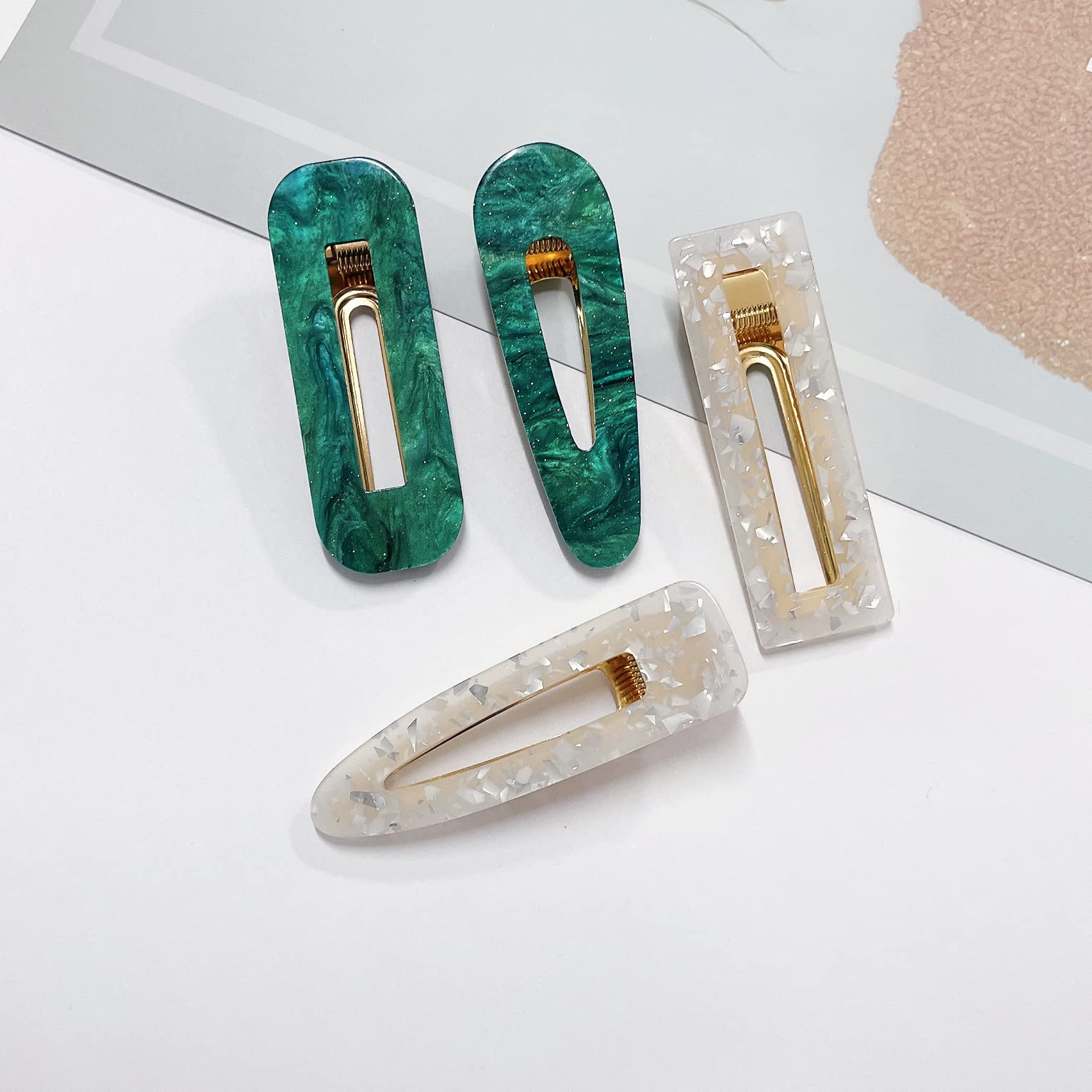 Parcce marble hair clip closeup surface shows smooth finish