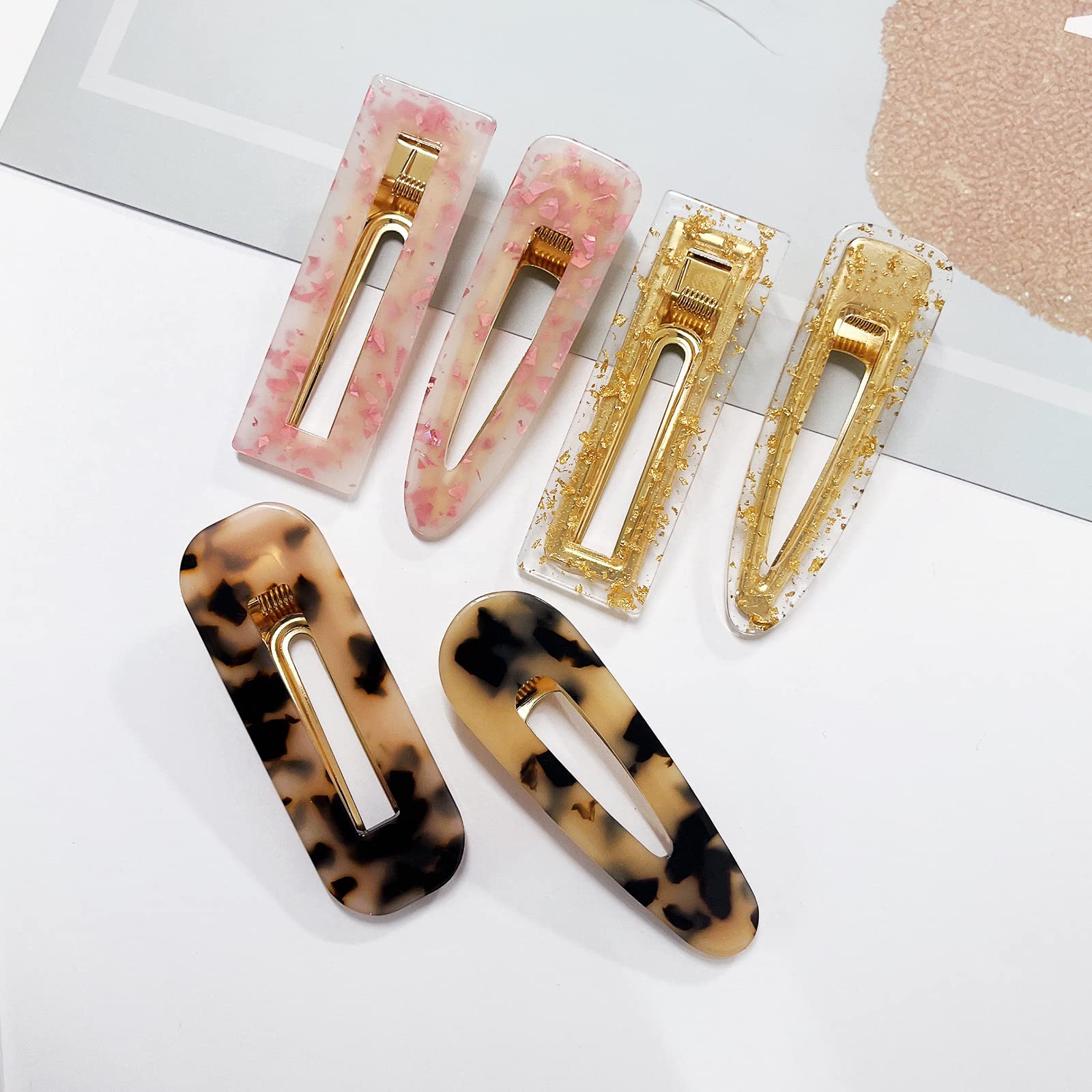 Parcce marble hair clip feather pattern adds delicate accent