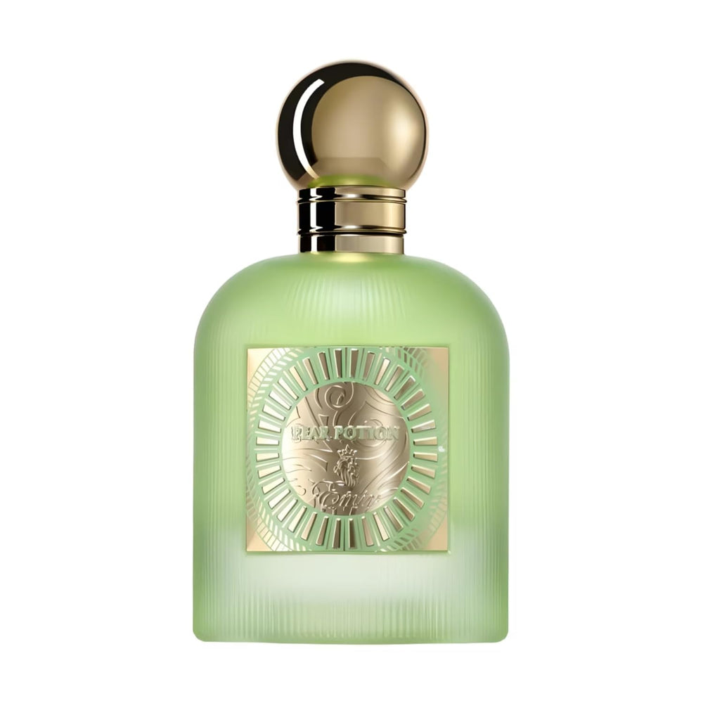 Paris Corner Pear Potion EDP bottle close-up showing juicy pear notes for daily wear.