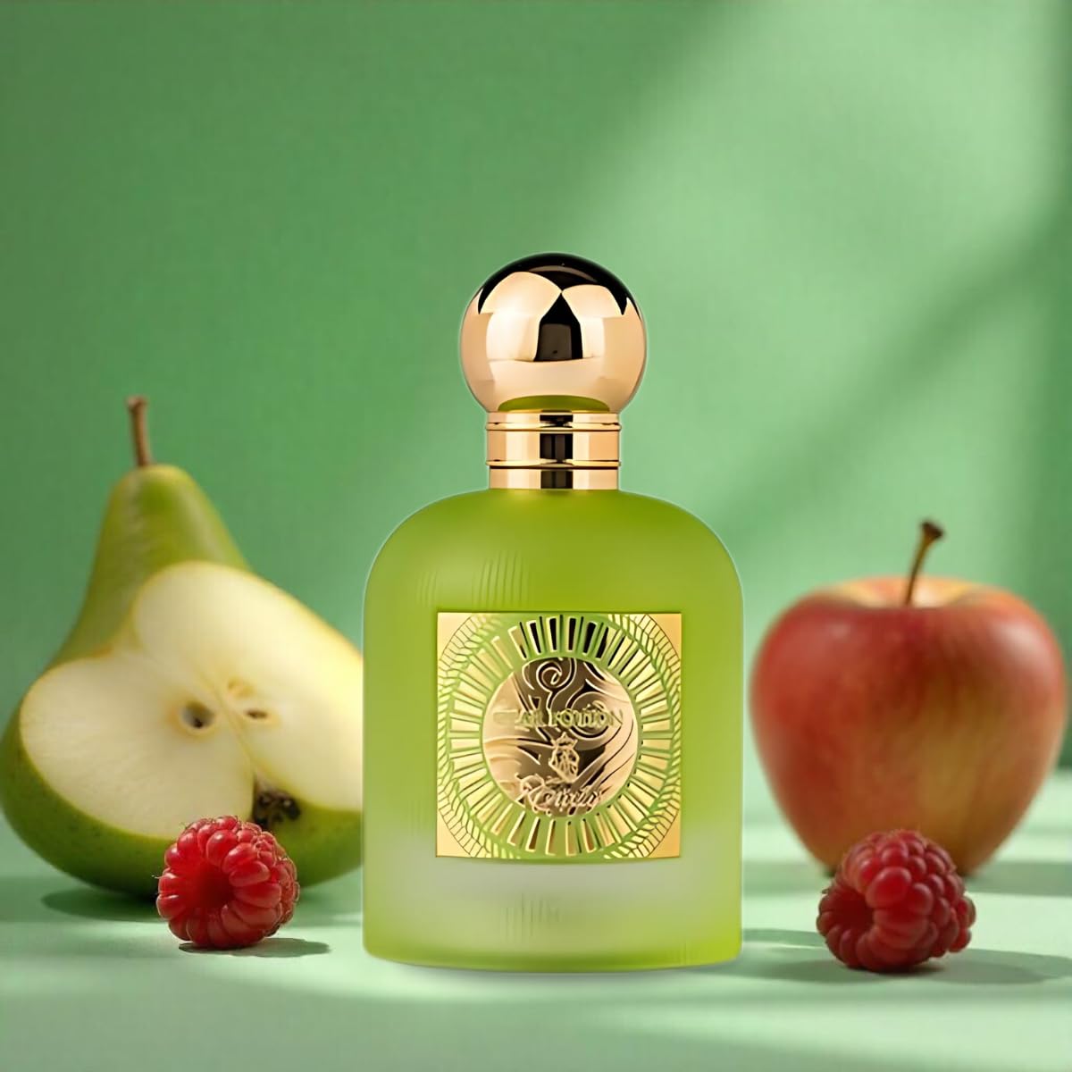 Paris Corner Pear Potion Emir packaging box, elegant presentation perfect for gifting.