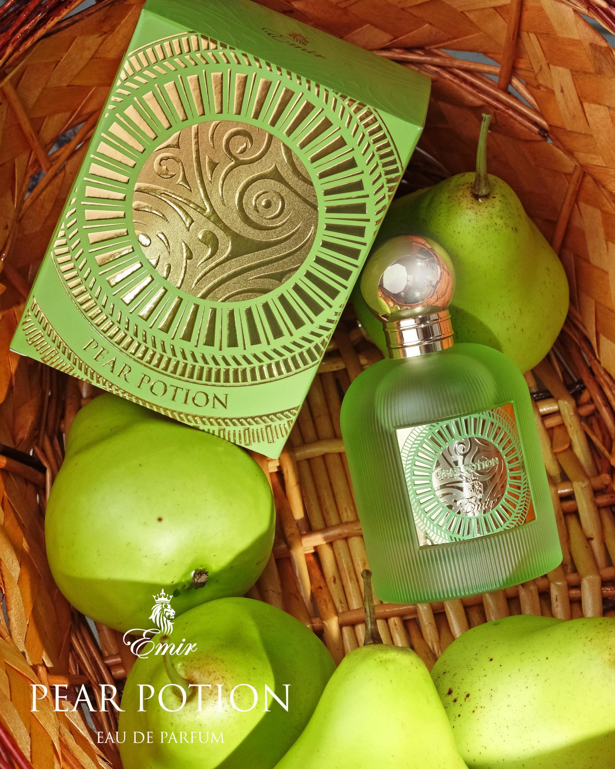 Paris Corner Pear Potion Emir heart-notes image, jasmine and caramel add depth.