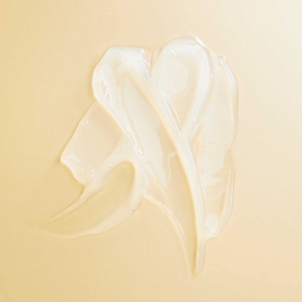 PATTERN Beauty hibiscus moringa extract strengthens and revives curls.