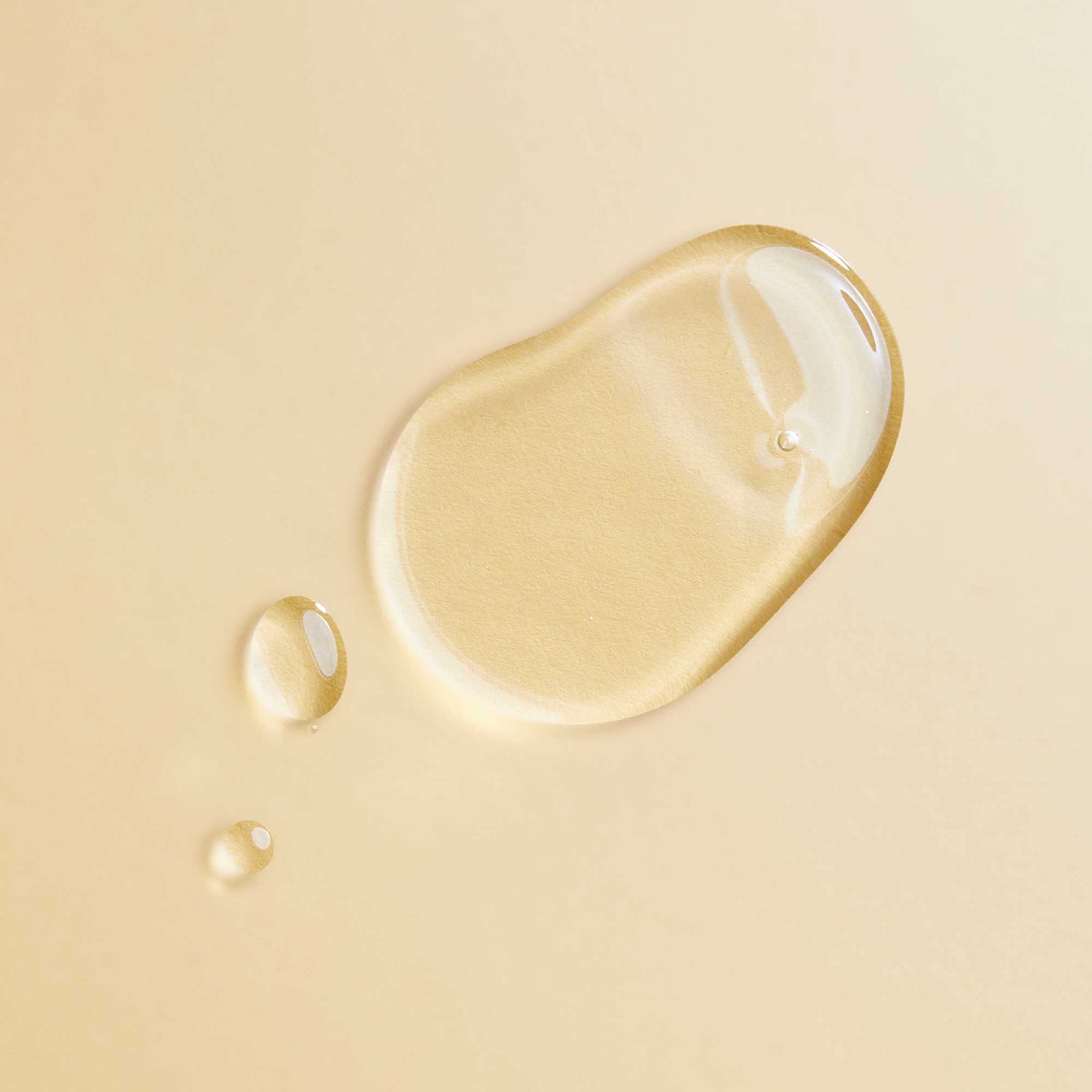 PATTERN Beauty Tracee Jojoba Serum pour captures a silky, restorative touch