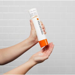 Paul Mitchell Champú de protección de color: protección UV para color duradero.