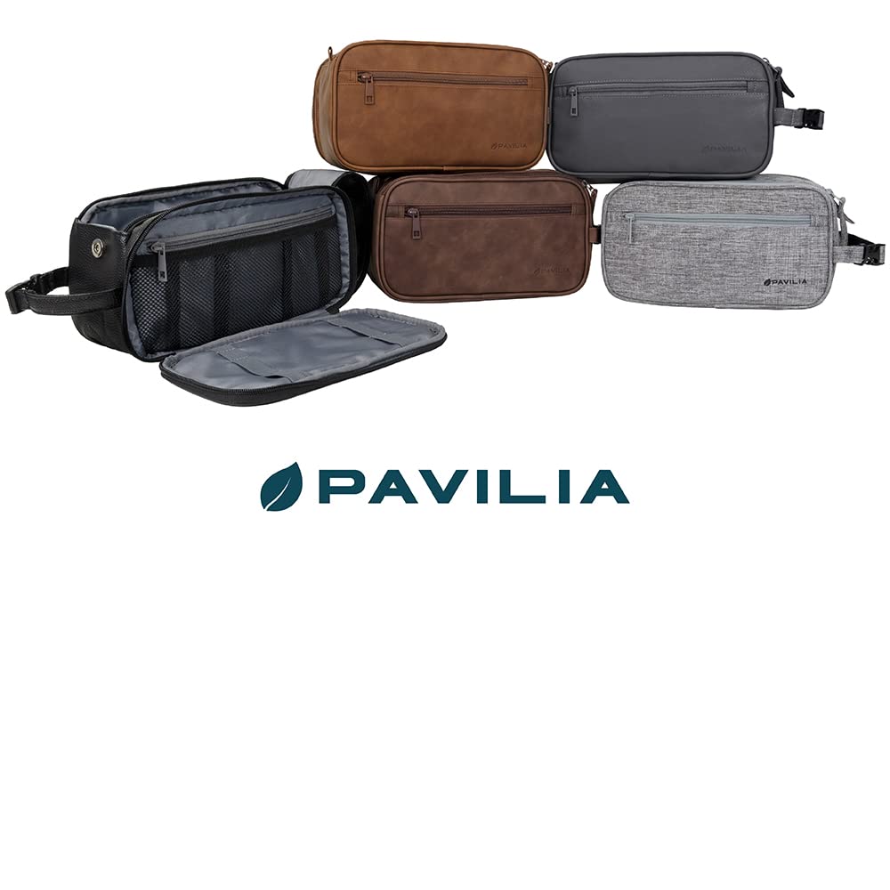 PAVILIA Toiletry bag wet-dry separation helps manage damp items while on the road.